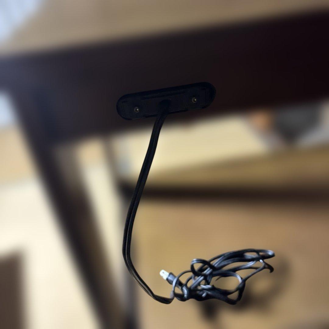 カリモク　　レンジボード・レンジ台　キャスター付き 送料込み　配線付き