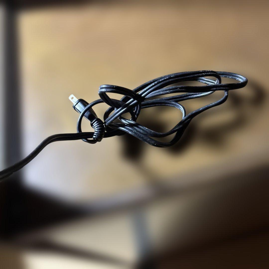 カリモク　　レンジボード・レンジ台　キャスター付き 送料込み　配線付き