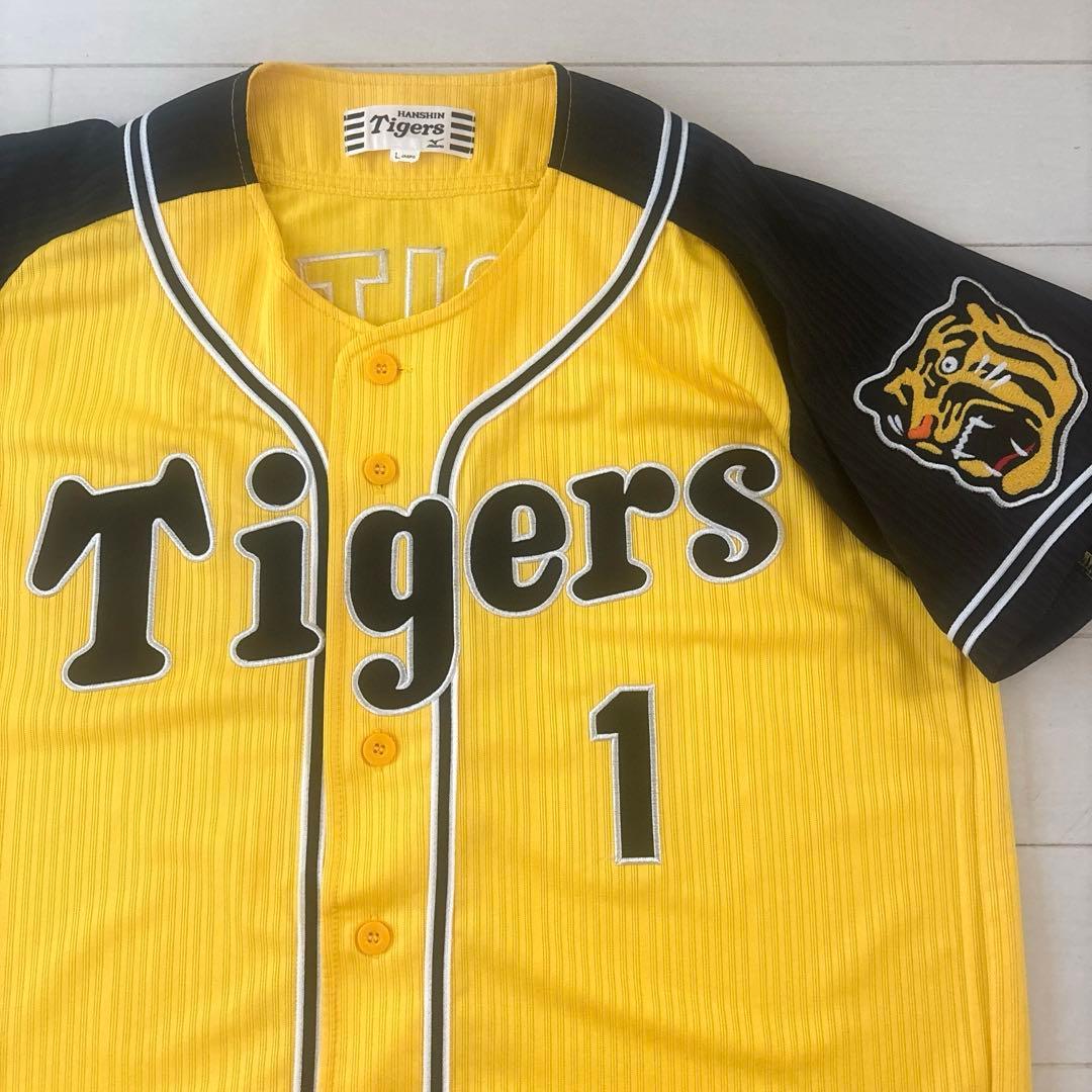 阪神タイガース　ウル虎の夏2016レプリカユニフォームＬ＆応援キャップ他セット