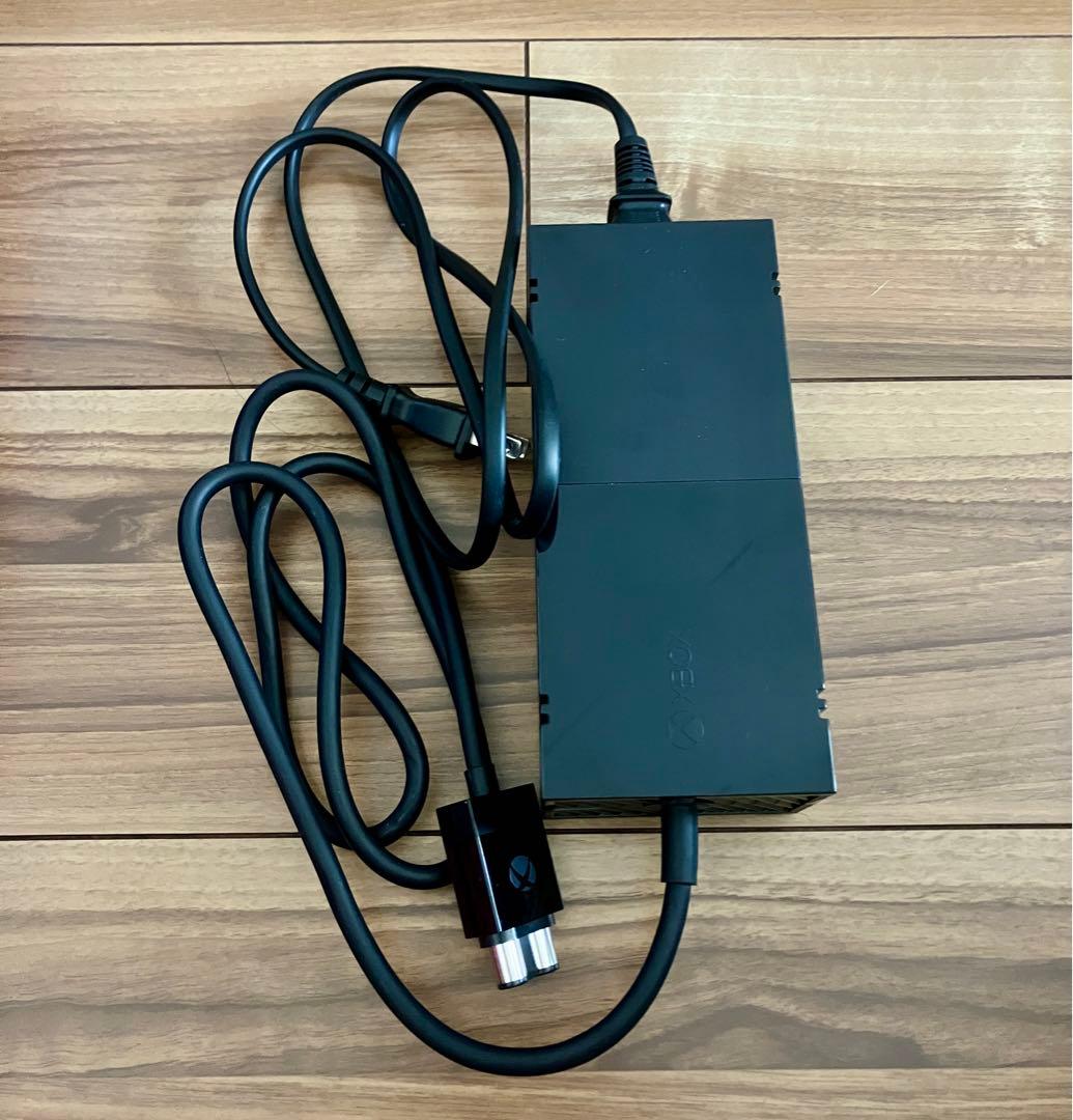 【ジャンク】匿名 Xbox ONE 初期型アダプター