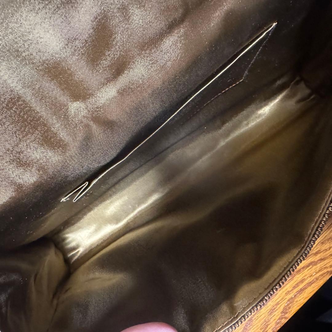 新品 ビーズ刺繍入りクラッチバッグ TOWANNY(PAT1314758)即発送