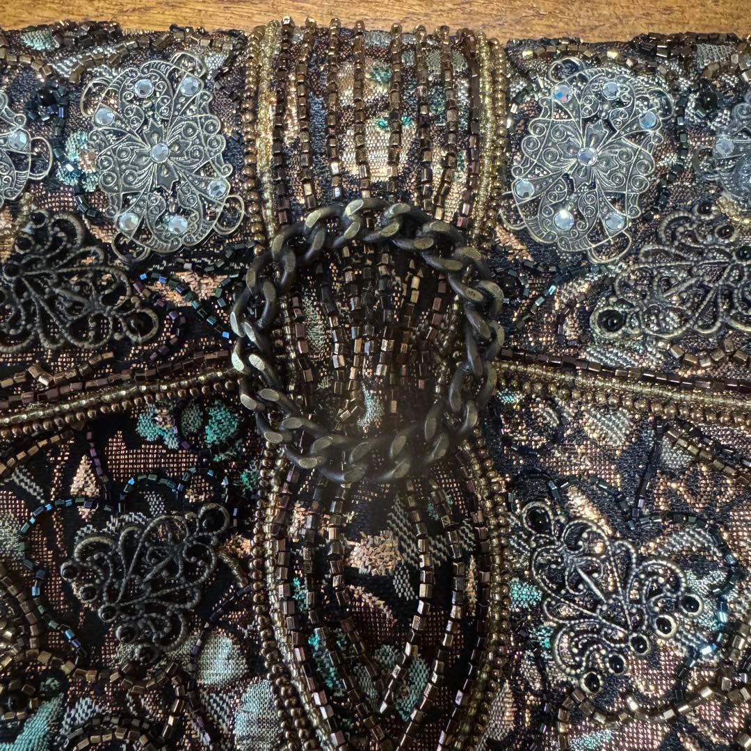 新品 ビーズ刺繍入りクラッチバッグ TOWANNY(PAT1314758)即発送