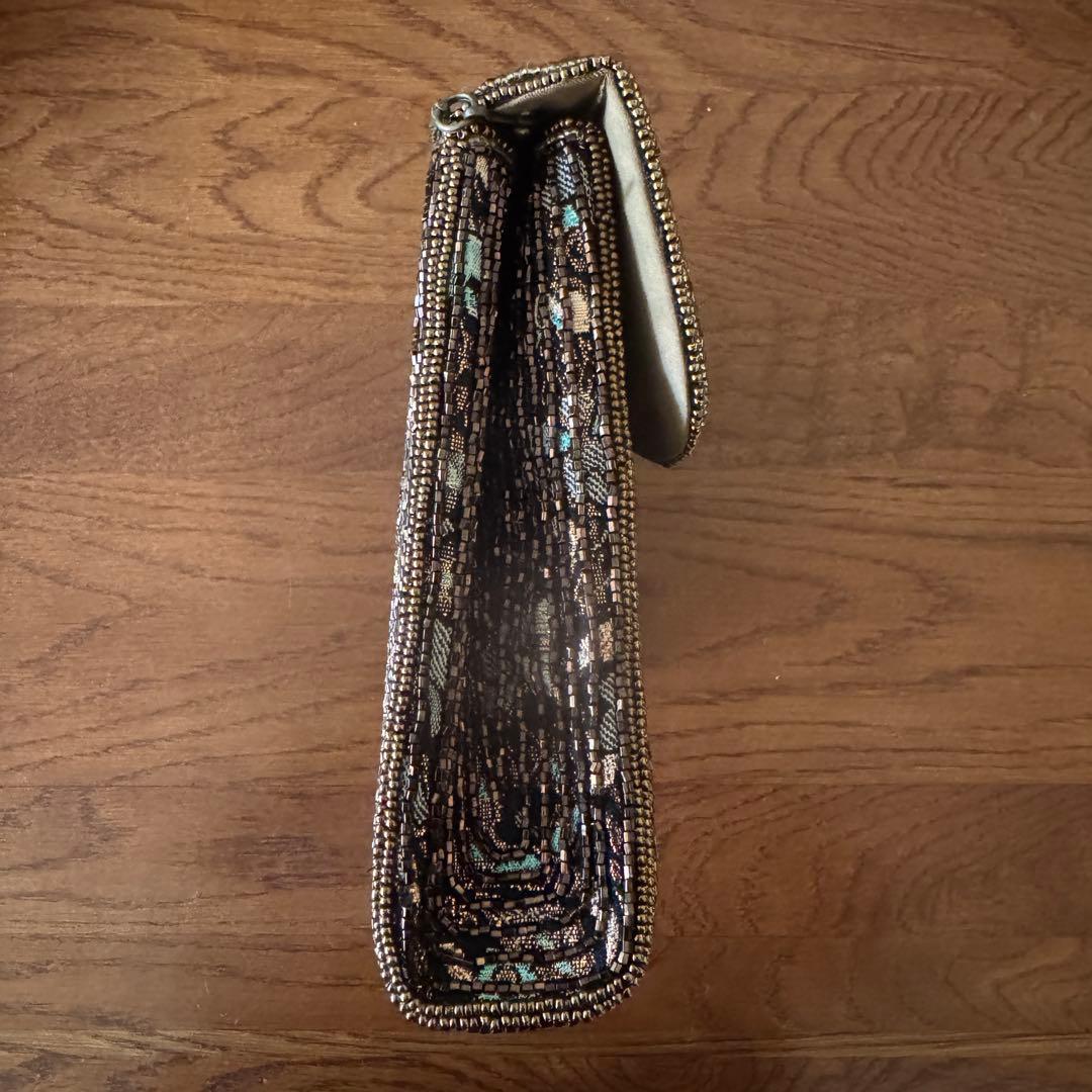 新品 ビーズ刺繍入りクラッチバッグ TOWANNY(PAT1314758)即発送