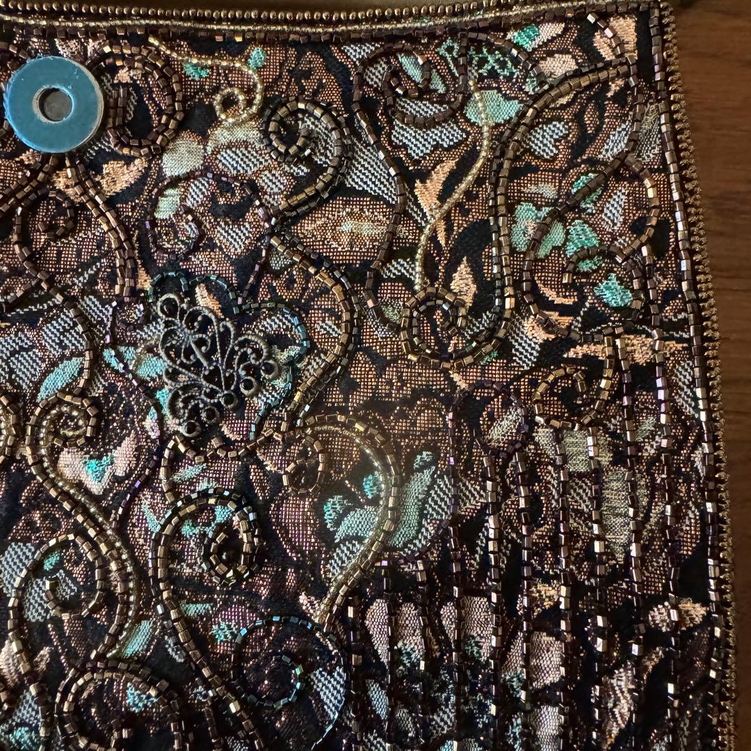 新品 ビーズ刺繍入りクラッチバッグ TOWANNY(PAT1314758)即発送