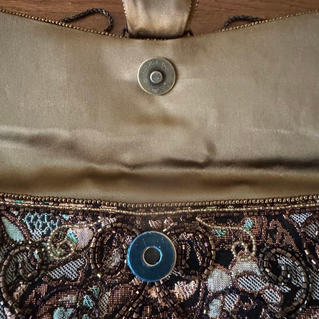 新品 ビーズ刺繍入りクラッチバッグ TOWANNY(PAT1314758)即発送