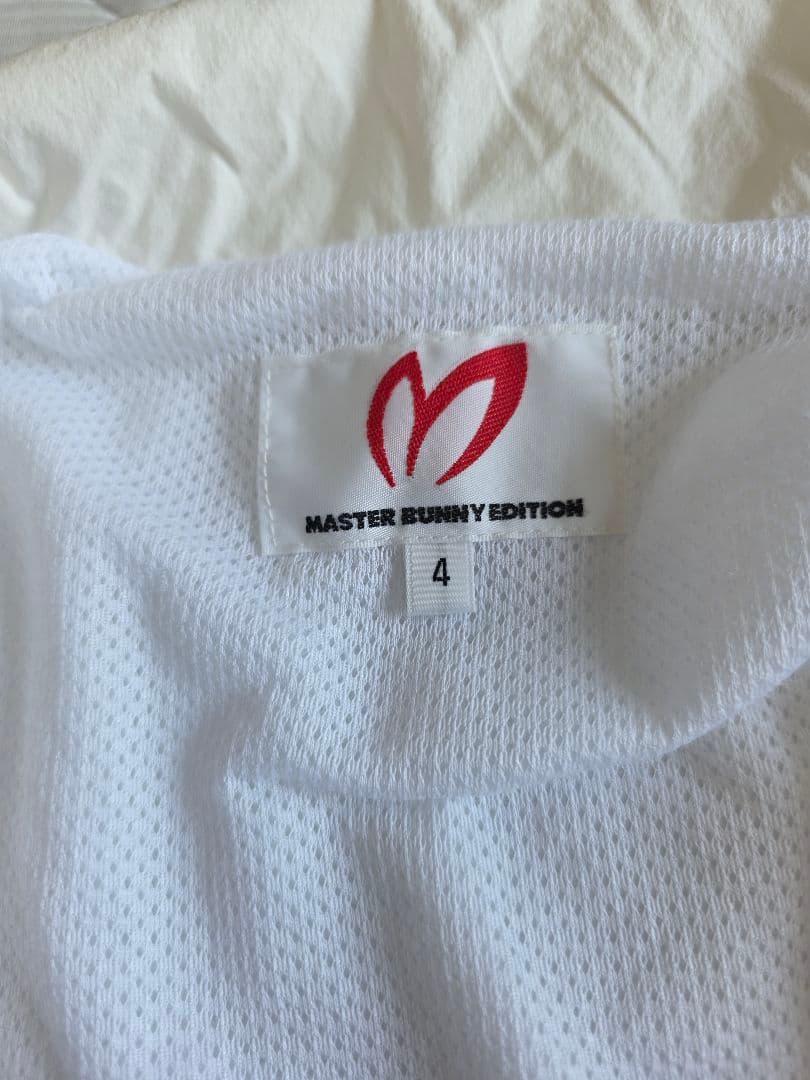 新品同様マスターバニー撥水ストレッチブルゾン４