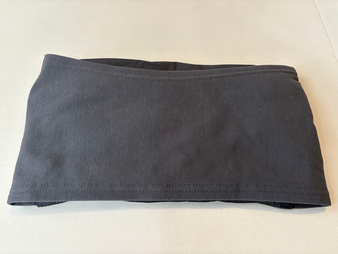 ブリーフィング　ネックウォーマー