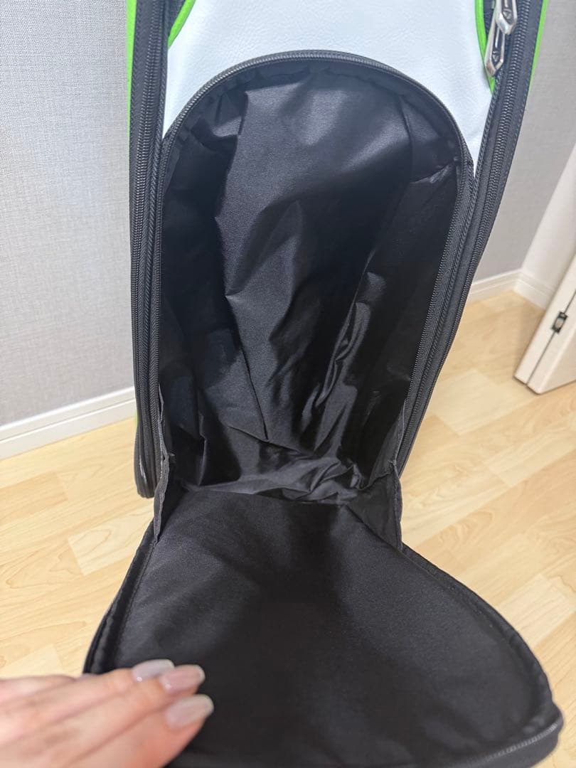 【最終価格】TaylorMade ゴルフバッグ ホワイト/グリーン