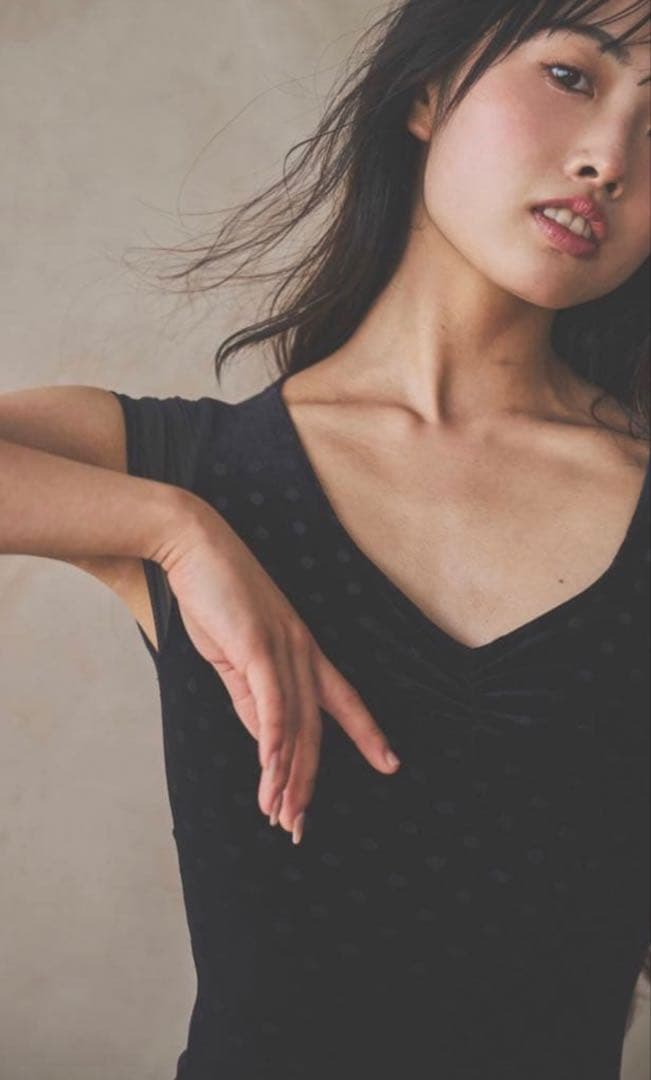 新品　Retune.stina バタフライキャップベロア　ドット黒レオタード　S