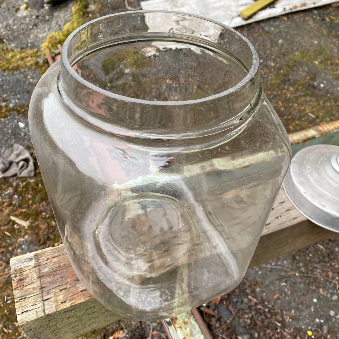 ガラス保存瓶 金属蓋付き