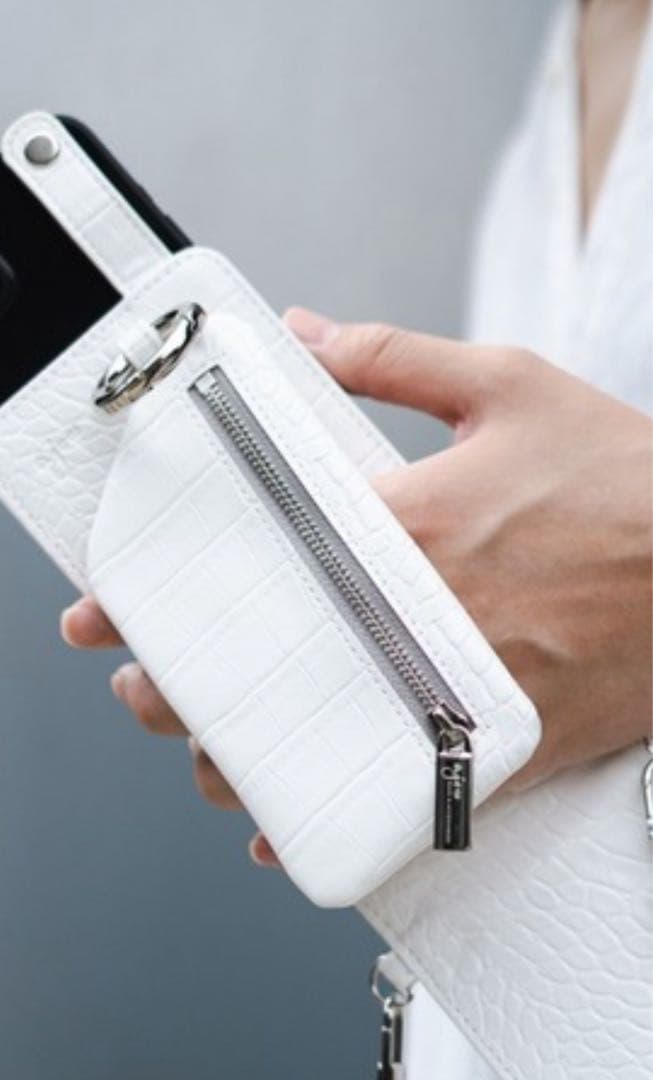 ajew 別注 クロコ ひも付き マルチ対応 Mサイズ スマホケース