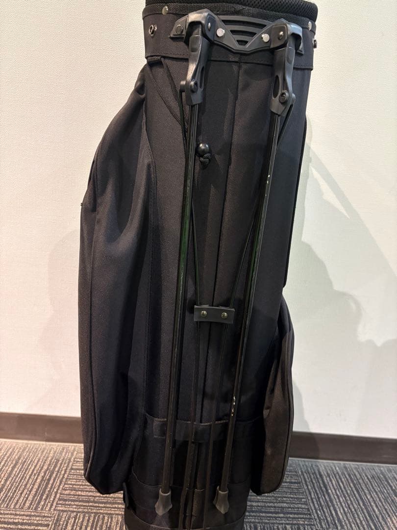 アディダス　ゴルフバッグ スタンド付き　ブラック