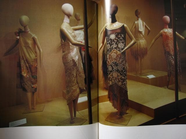 現代衣服の源流　INVENTIVE CLOTHES 1909-1939　限定版