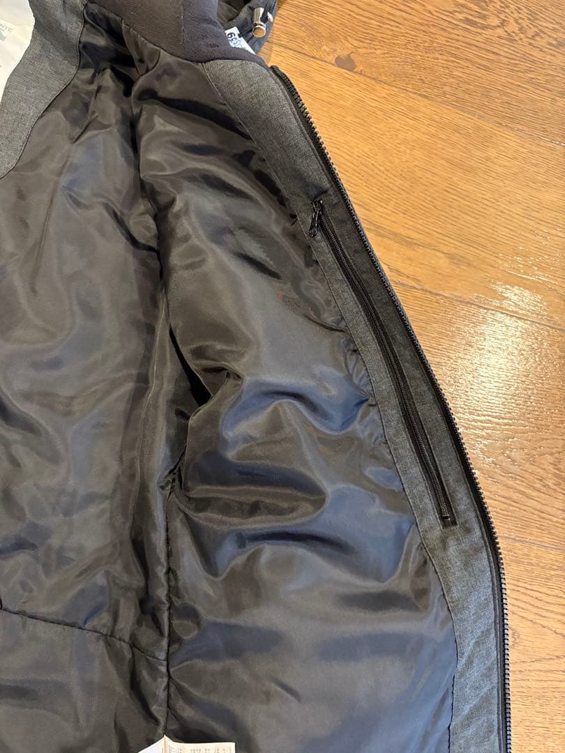 【DESCENTE・スキー＆スノボウェア上下】グレー＆ブラックS