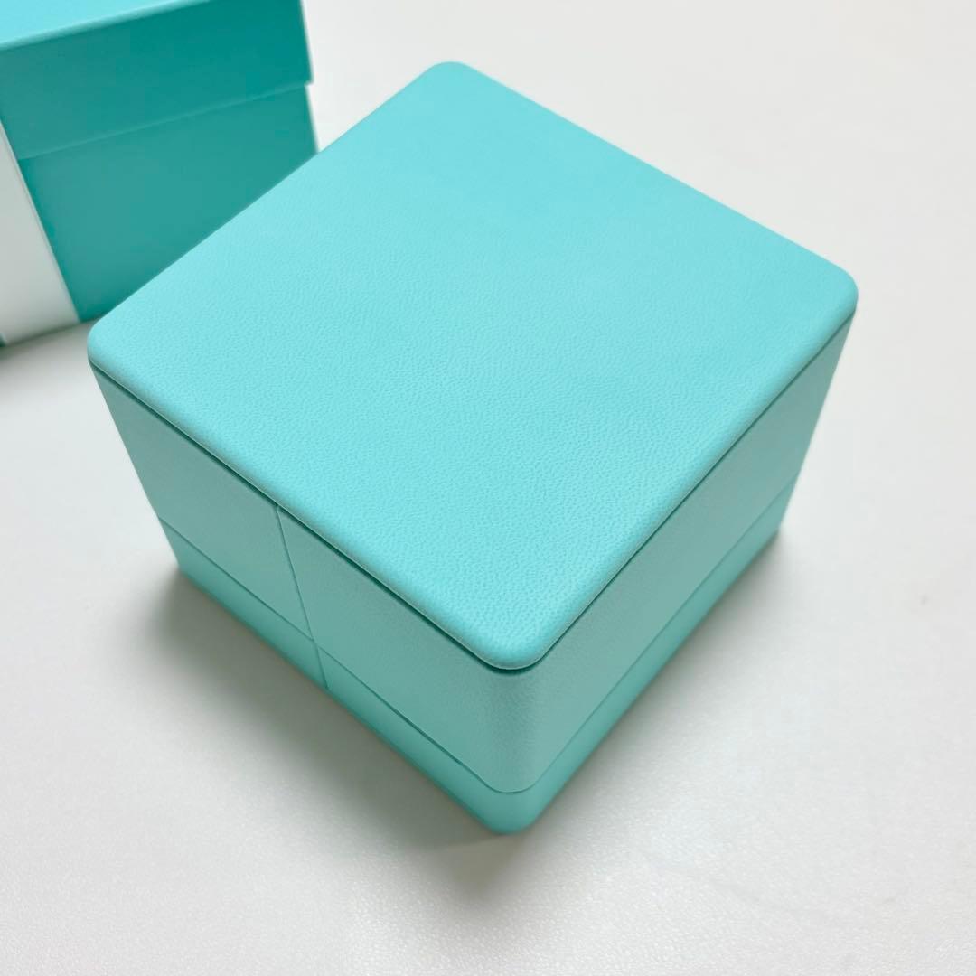 美品　ティファニー　バングルケース　空箱　ブレスレット　腕時計ケース　現行品　A