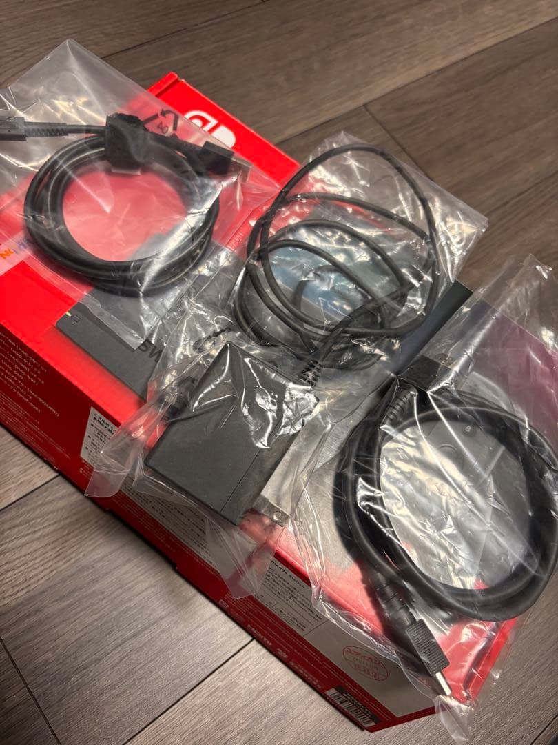 値下げNintendo Switch グレー &プロコン&ジョイコン充電グリップ