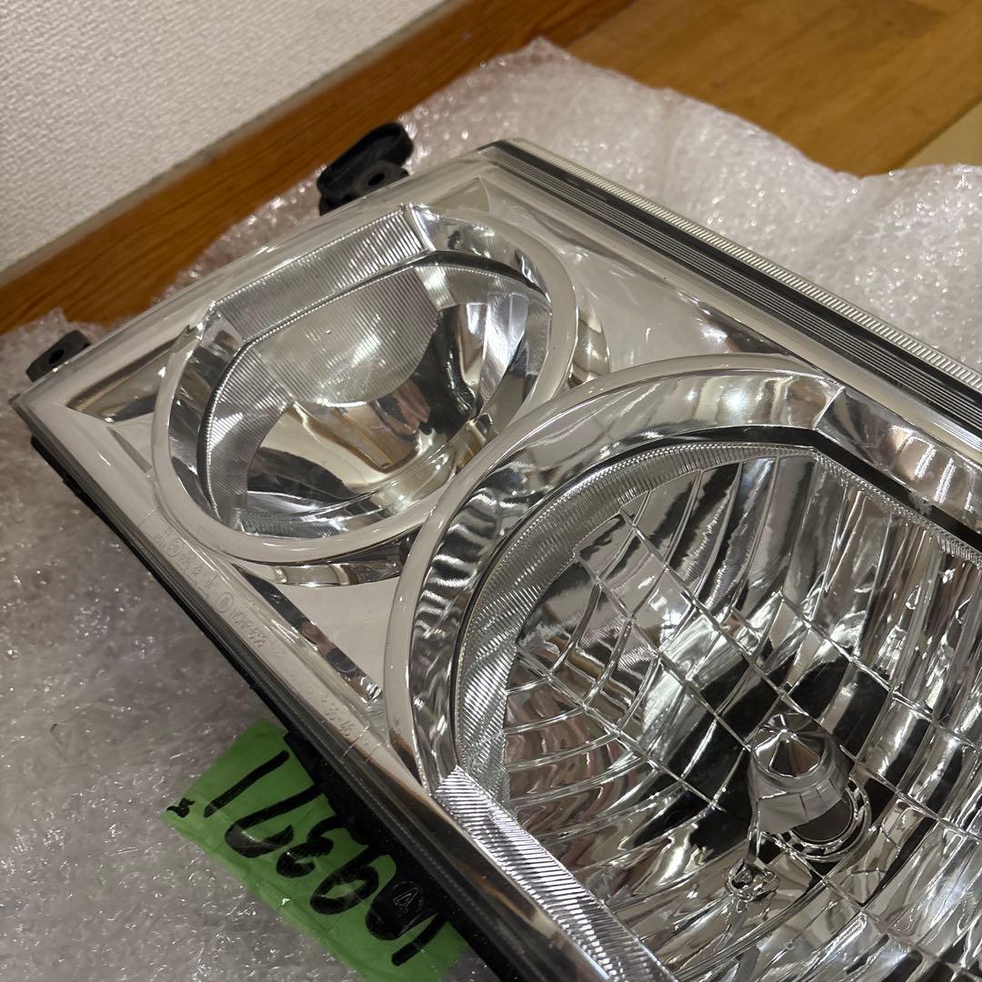 XZB50 40 コースター　リエッセII 左ヘッドライト　純正品