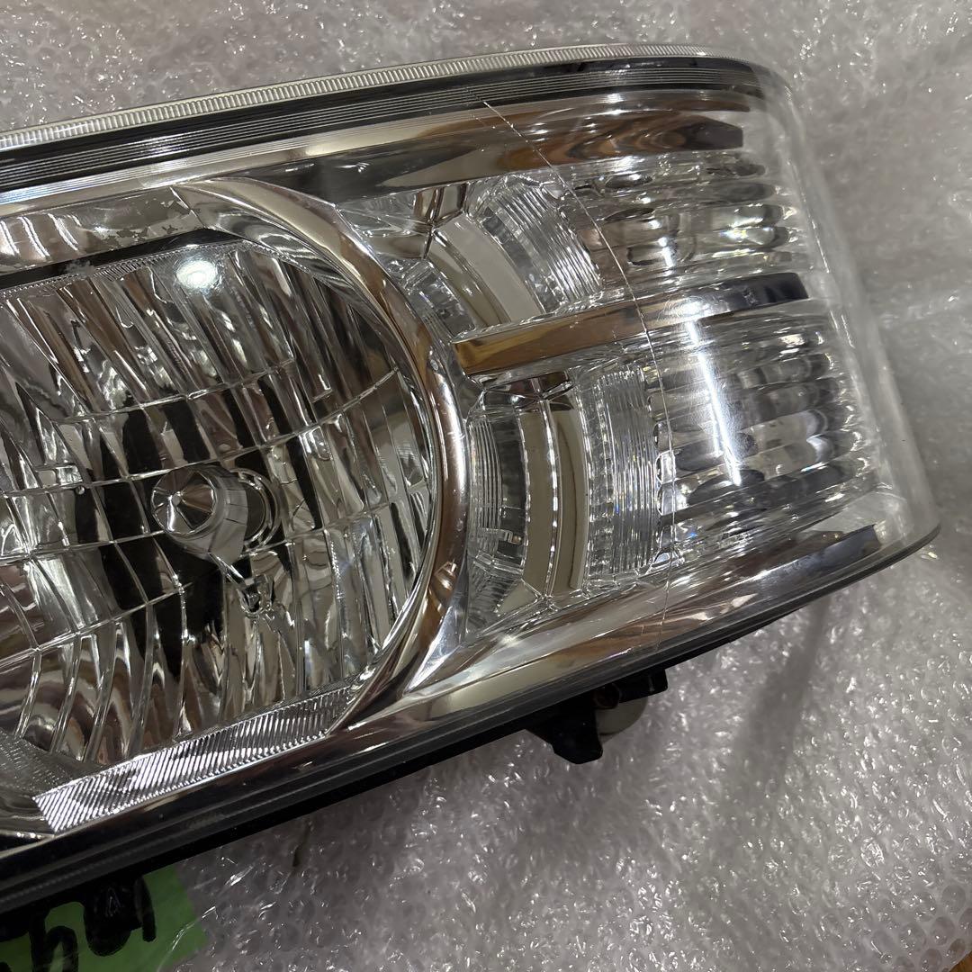 XZB50 40 コースター　リエッセII 左ヘッドライト　純正品