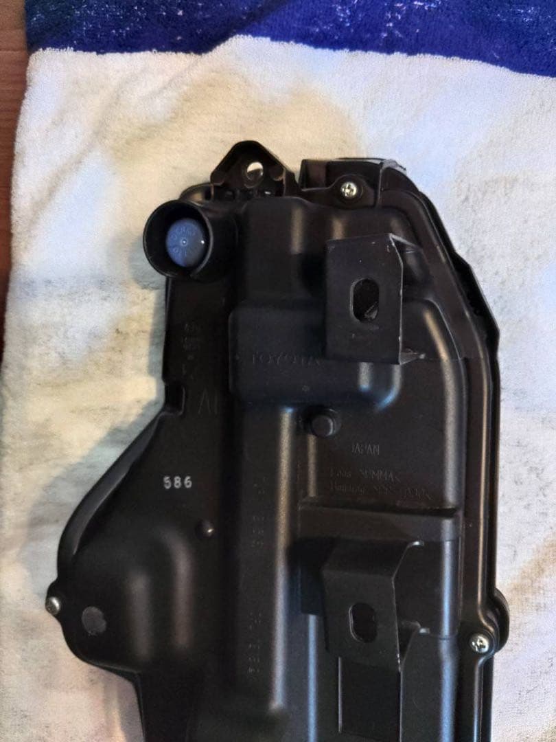 ヤリス　クロス　MXPB10 デイライト KOITO 52-328 52-355