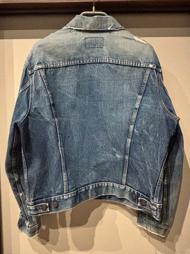 Levi's 70505 BIGE USA製　均等V 鬼ヒゲ　44