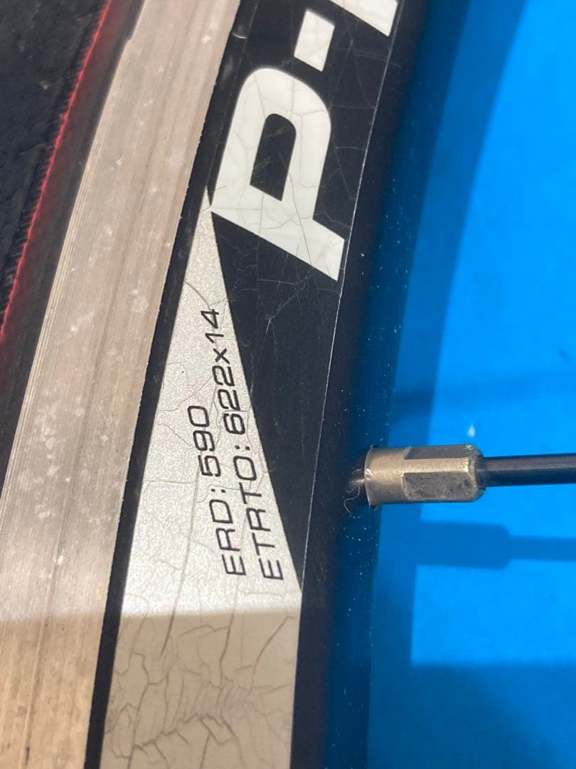 ★GIANT P-R2 リアホイール シマノ10sフリー 25Cタイヤクイック付