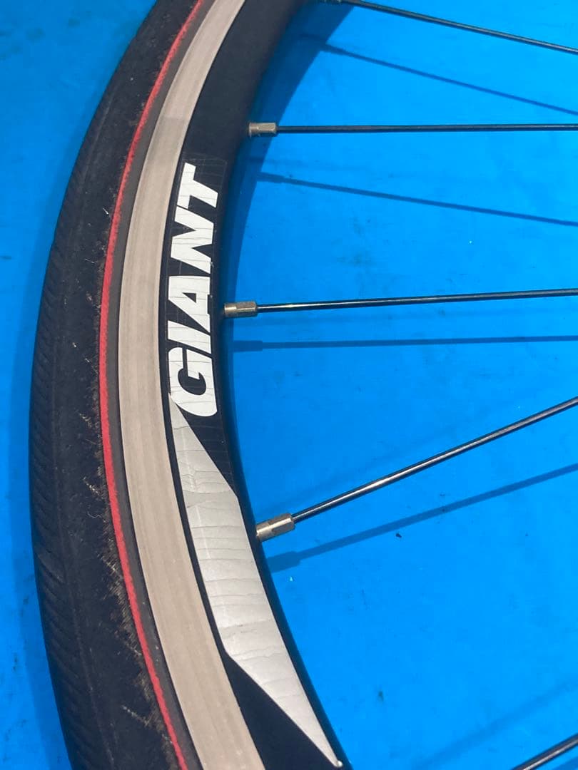 ★GIANT P-R2 リアホイール シマノ10sフリー 25Cタイヤクイック付