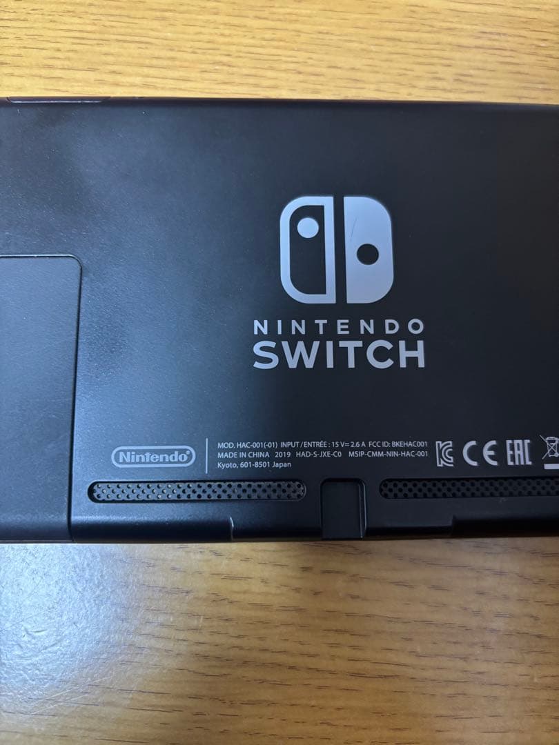 Nintendo Switch 本体　【美品】　カセット、コントローラー付き