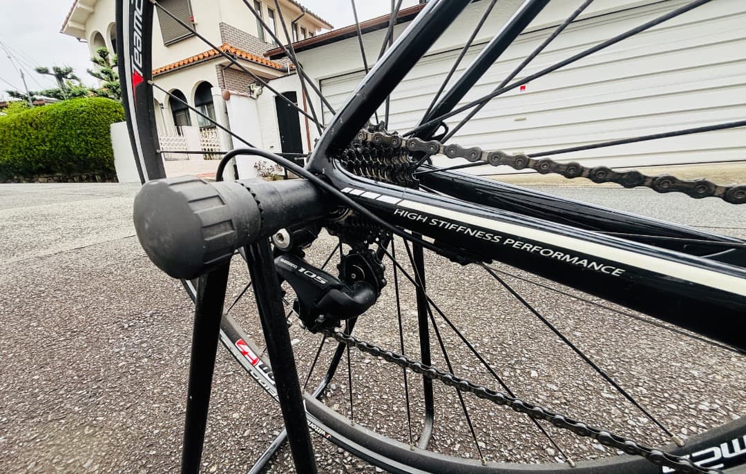 KRYON 105完成車 2016 ホワイト×レッド XS