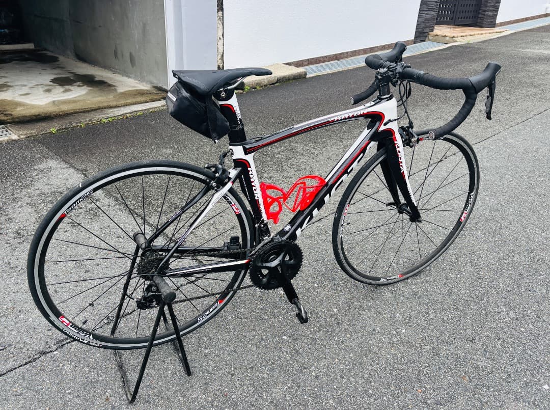 KRYON 105完成車 2016 ホワイト×レッド XS