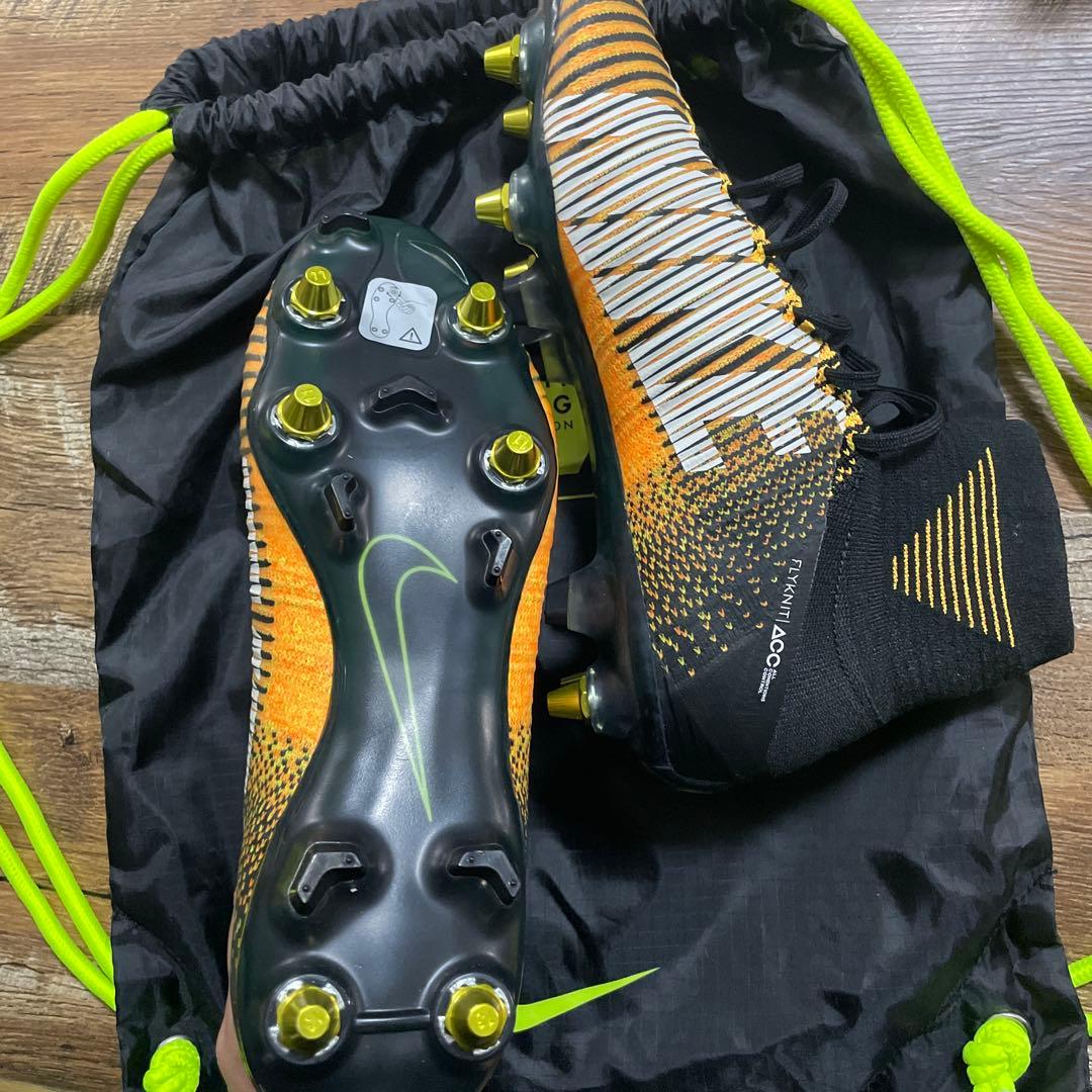 【値下げ】【新品未使用】ナイキ　マーキュリアル　スーパーフライ5SGPRO AC