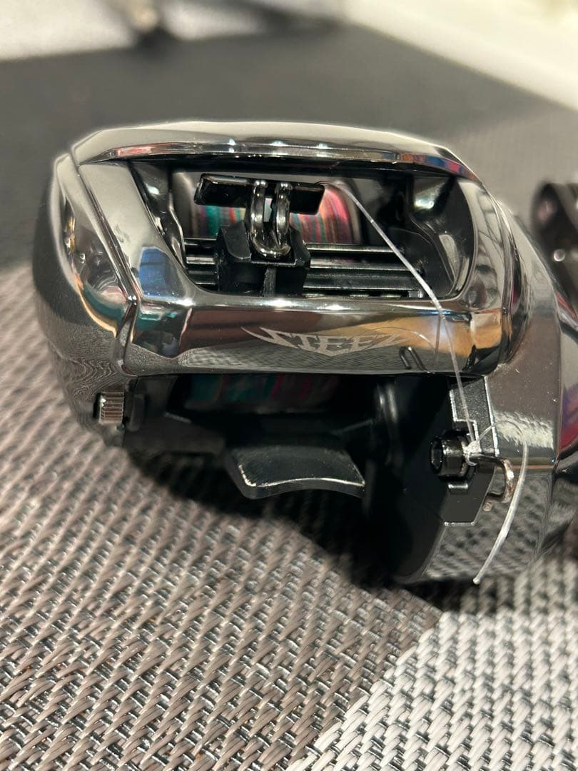 24スティーズ SV TW 100XHL 8.5 左【ダイワ】