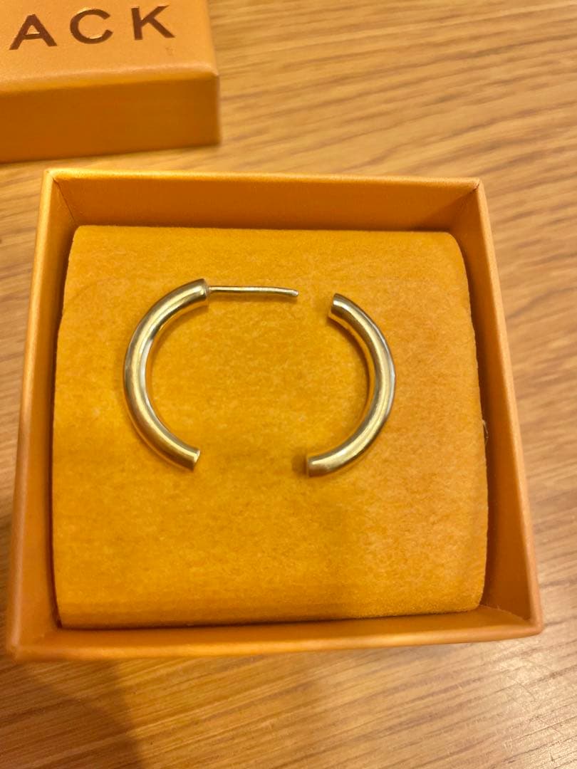 MARIA BLACK ゴールド　フープピアス 片耳用