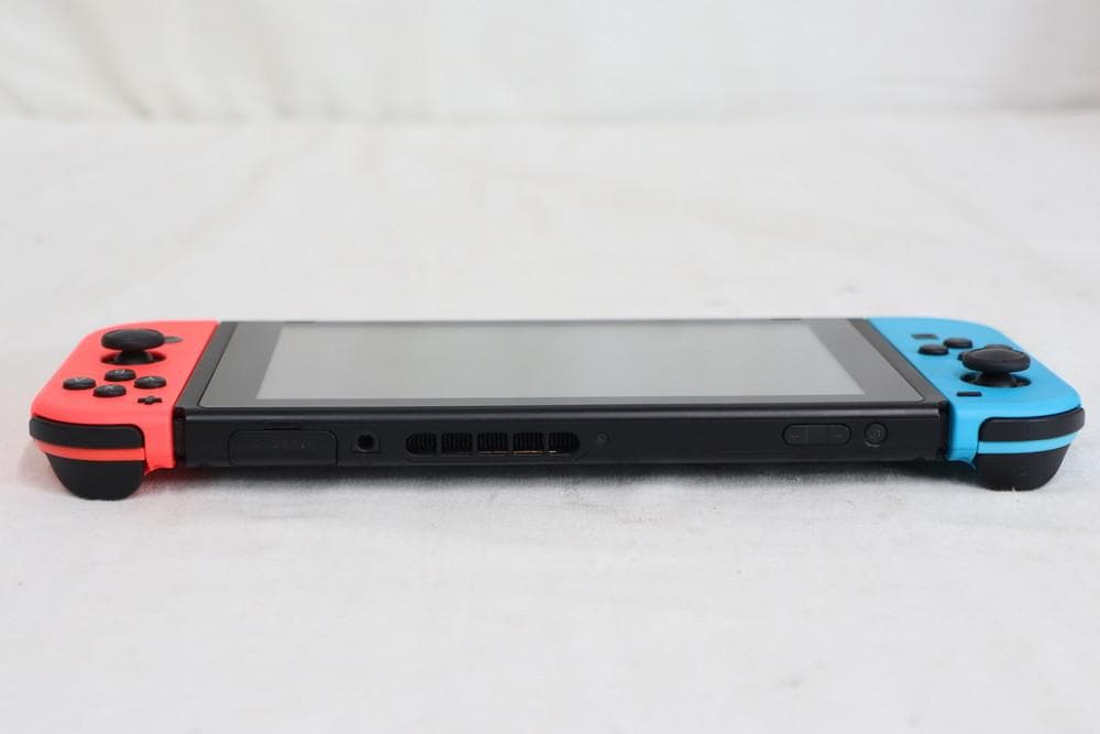 ◇NINTENDO SWITCH 任天堂スイッチ 赤青　07178