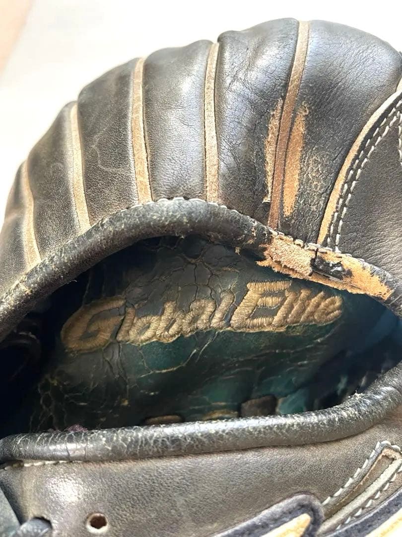 グローバルエリート　軟式　内野手用グローブ　少年用　坂本勇人モデル　黒