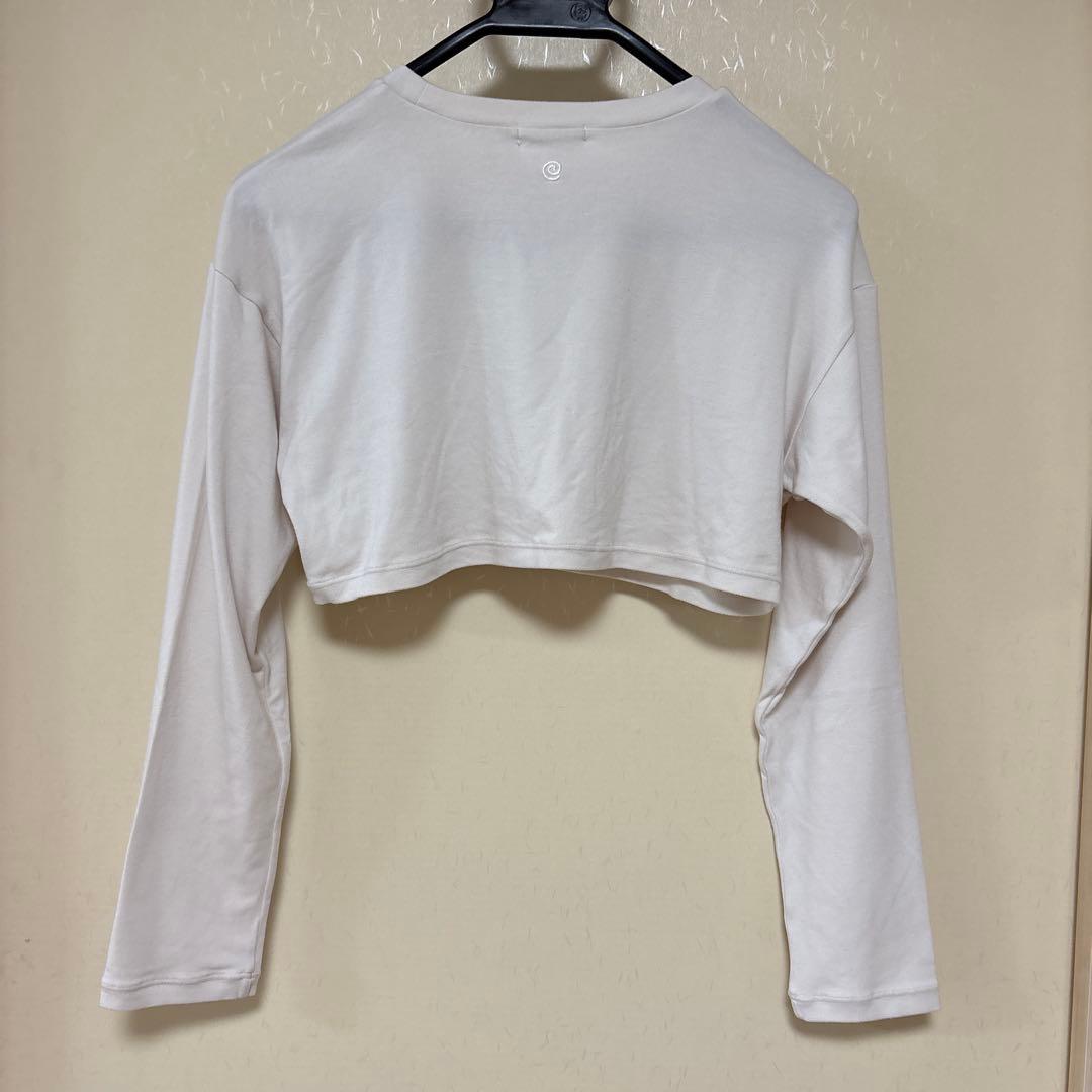 スリア　ルシンダトップ　Ｍサイズ