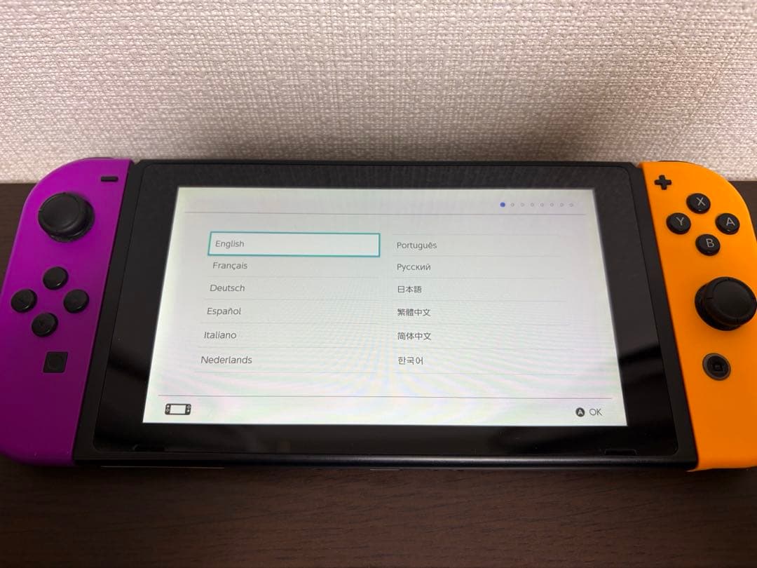 M*O様 Nintendo Switch 本体 ネオンパープル/ネオンオレンジ