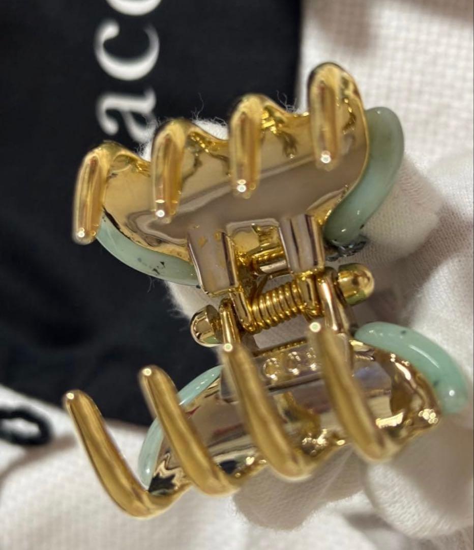 violakiss　2個　アッカ acca クリップ　ティアラクイーン