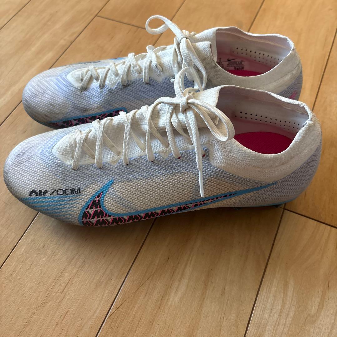 NIKEサッカースパイクレジェンド10アカデミーTF