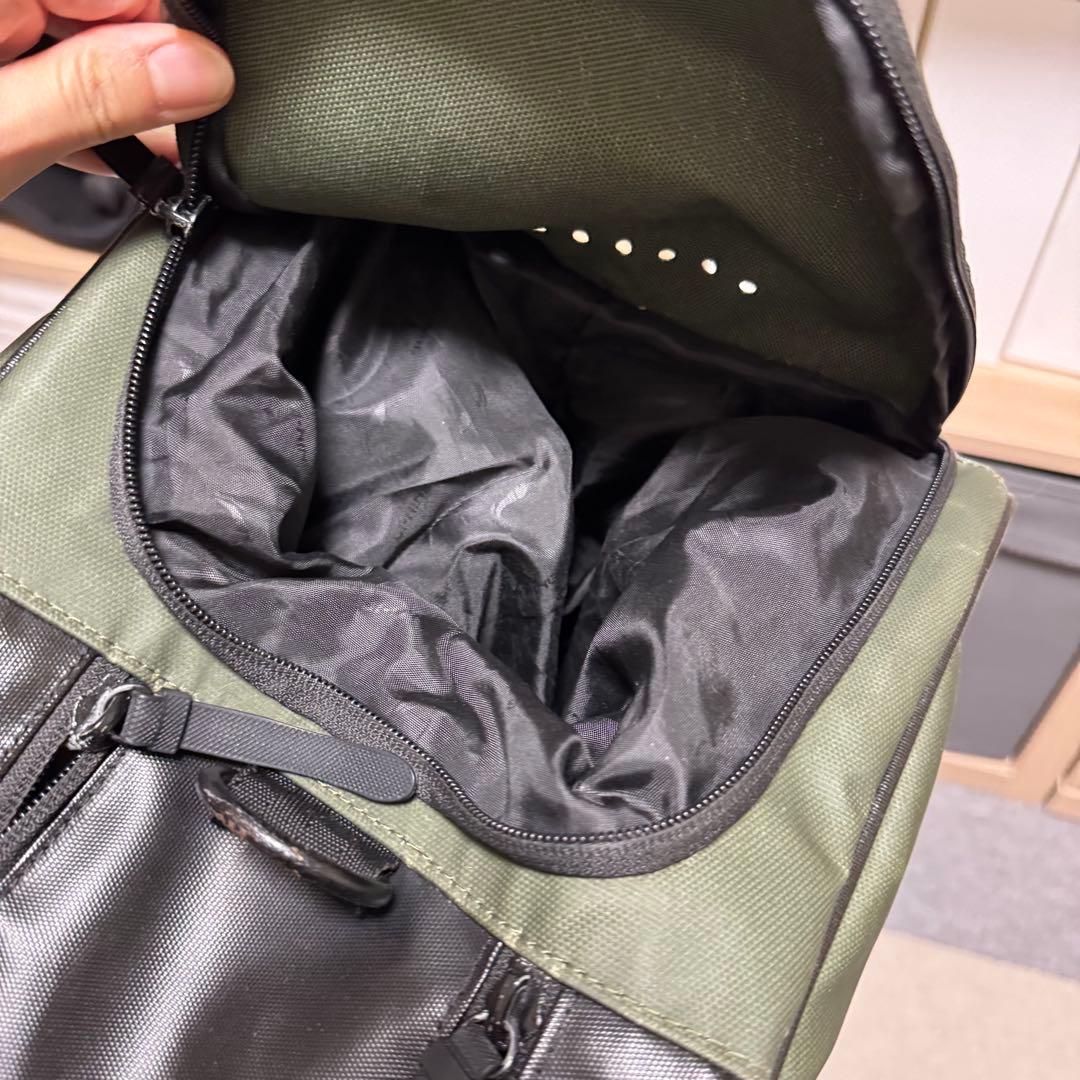 LI-NING バドミントンバッグ オリーブグリーン/ブラック