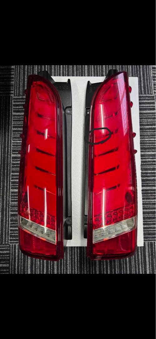 ヴァレンティ/ハイエース/JEWELジュエルLEDテールランプ/ウルトラシグマ