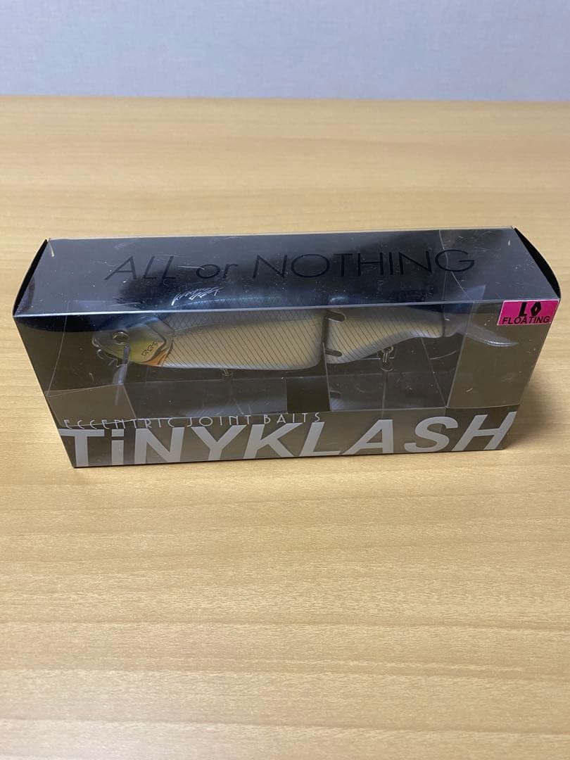 TiNY KLASH LOW 艶消し究極ベイトフィシュ