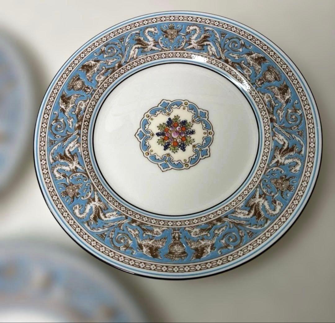 ウェッジウッド　フロレンティーン　ターコイズ　17.6cmデザートプレート　黒壺