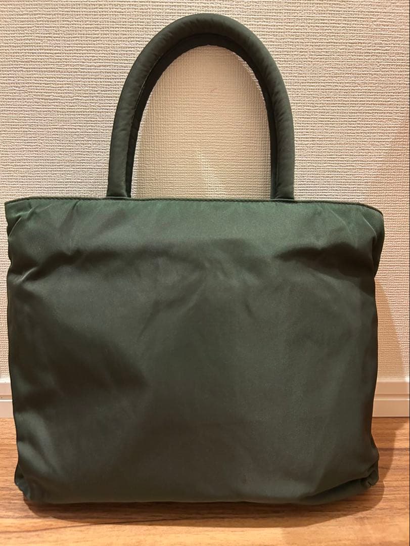 PRADA プラダ　ハンドバッグ三角プレート　ナイロン　ダークグリーン