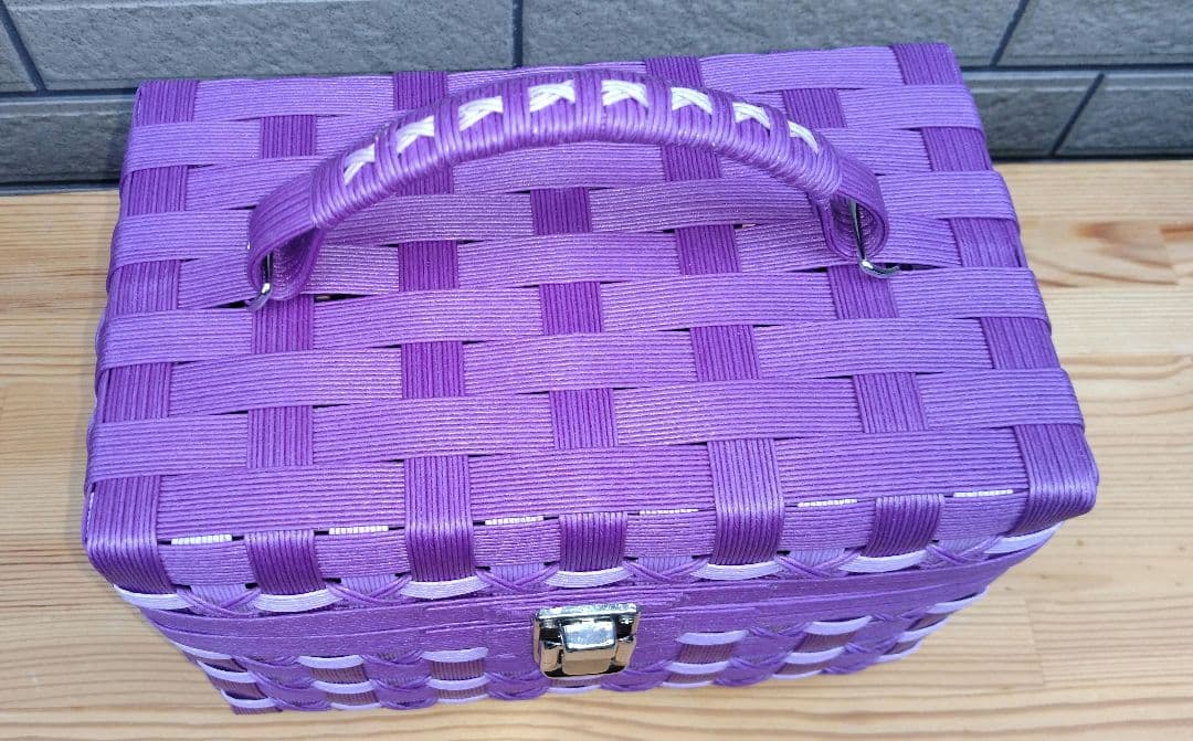 専用　透かし模様(緑色系)クロスステッチ(紫色×薄紫色)らせん模様(新緑色)