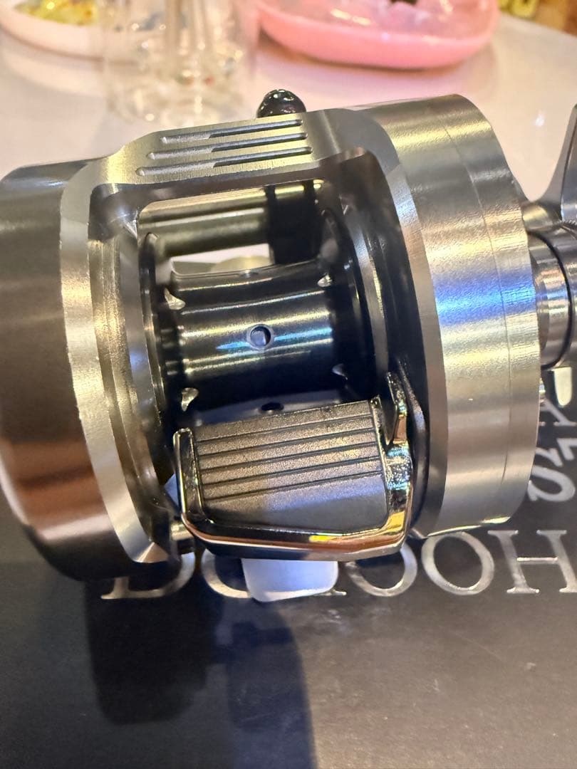 20 CALCUTTA CONQUEST DC100HG〔右巻き〕　美品