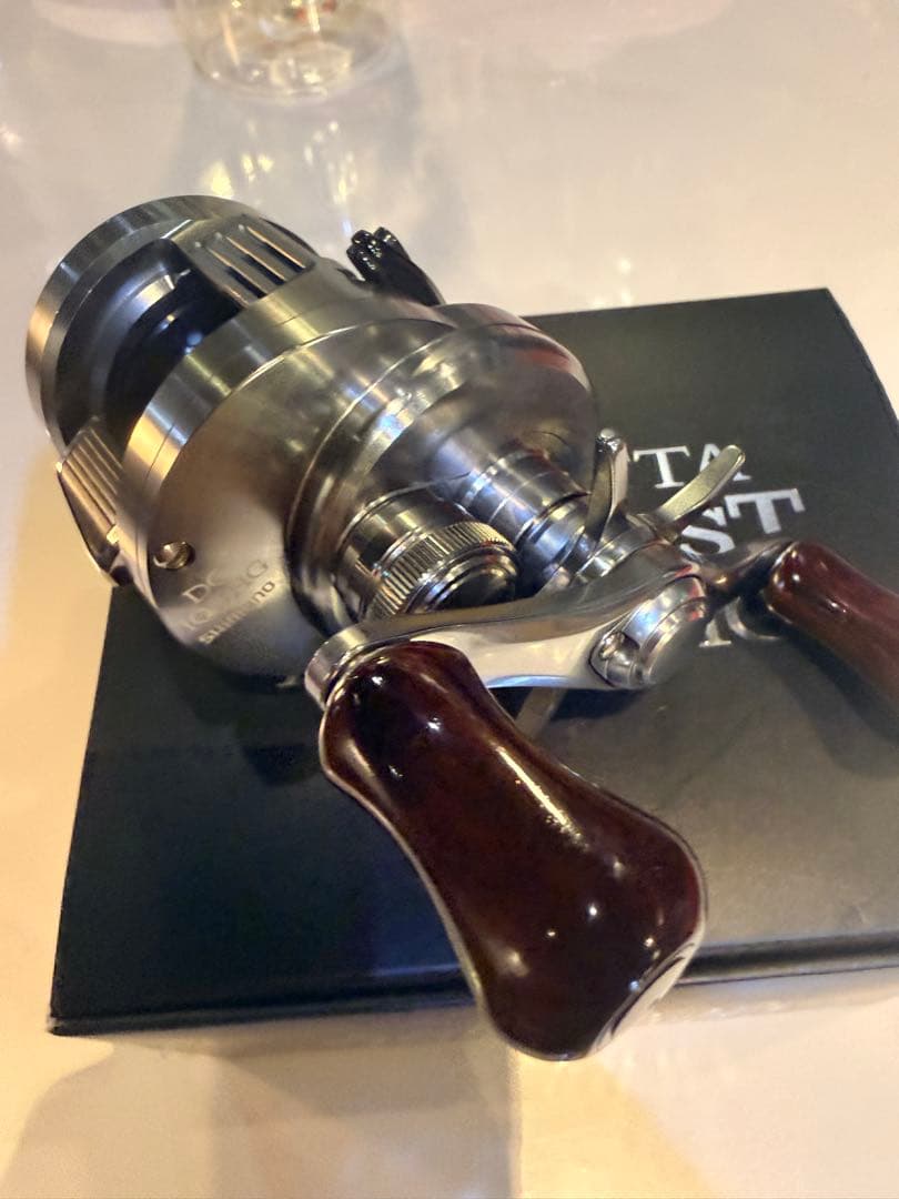 20 CALCUTTA CONQUEST DC100HG〔右巻き〕　美品