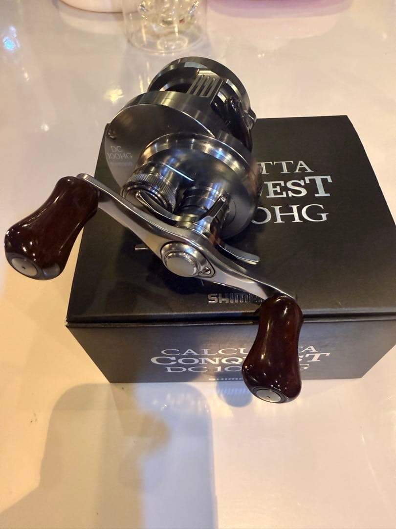 20 CALCUTTA CONQUEST DC100HG〔右巻き〕　美品