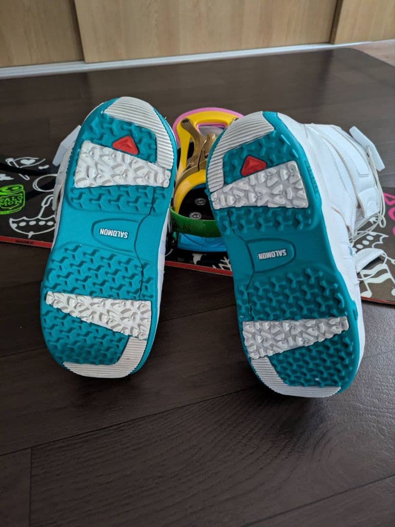 カラフル スノーボード ビンディング　ブーツ　ケース　リーシュの5点セット