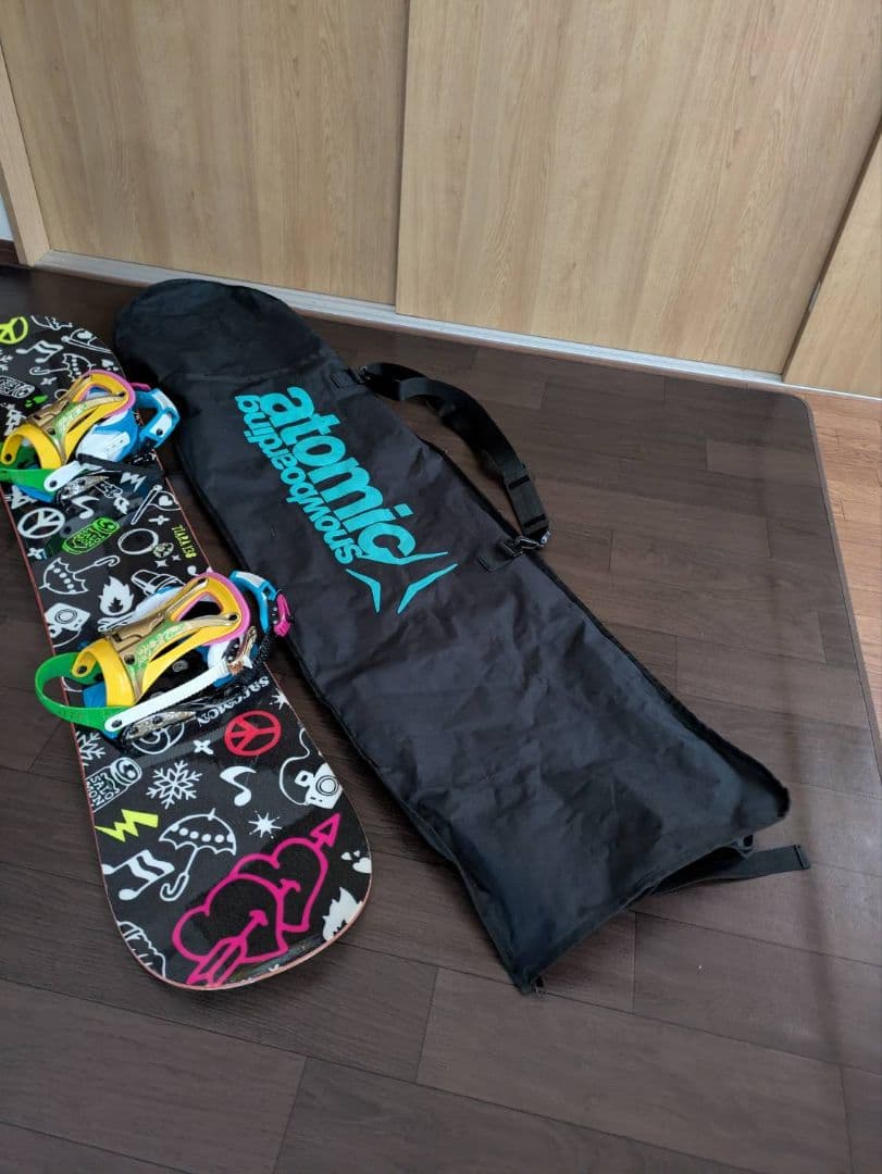 カラフル スノーボード ビンディング　ブーツ　ケース　リーシュの5点セット