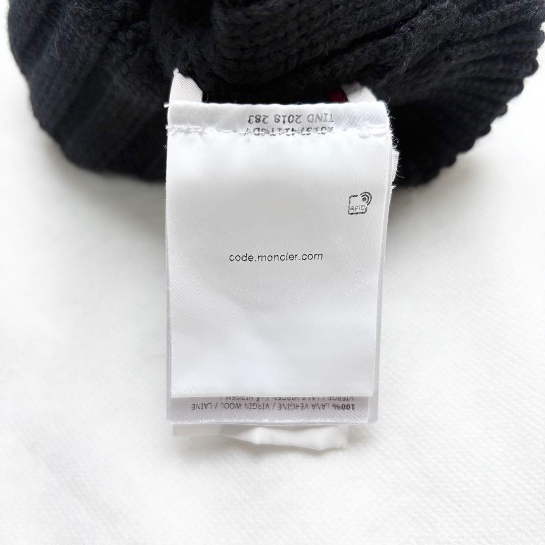モンクレール ニット帽 ビーニー ケーブル網み ロゴワッペン ブラック